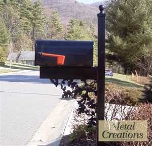 Custom mail box design